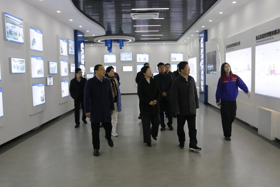 市政協(xié)黨組書記、主席孟慶斌一行赴銳智智能開展調研指導工作